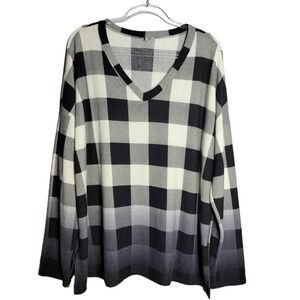 Sew Love Women's 3X Black White Buffalo Plaid Ombre Long Sleeve V Neck Top